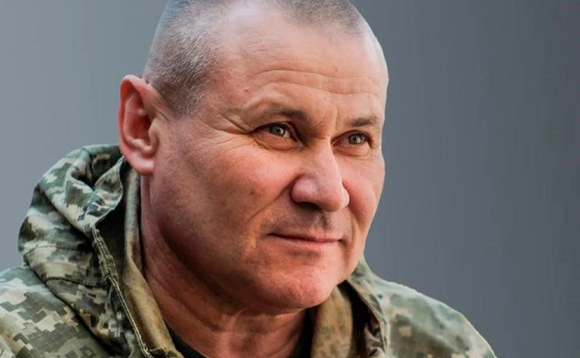 ArmyInform / Wikipedia