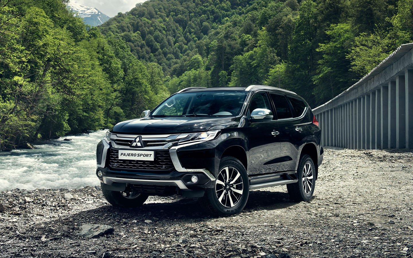 Mitsubishi Pajero Sport