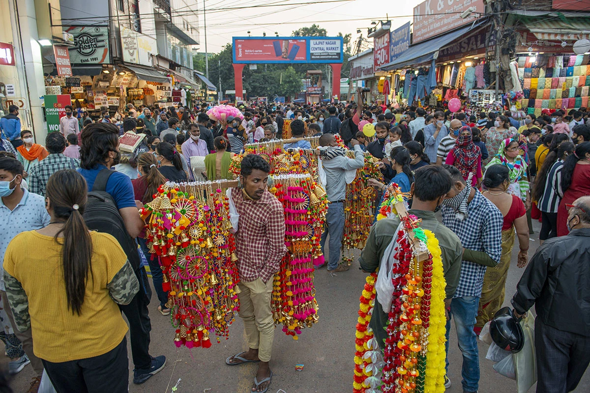 Индия — седьмая страна в мире по площади и первая по численности населения, которая уже превысила 1,4 млрд человек