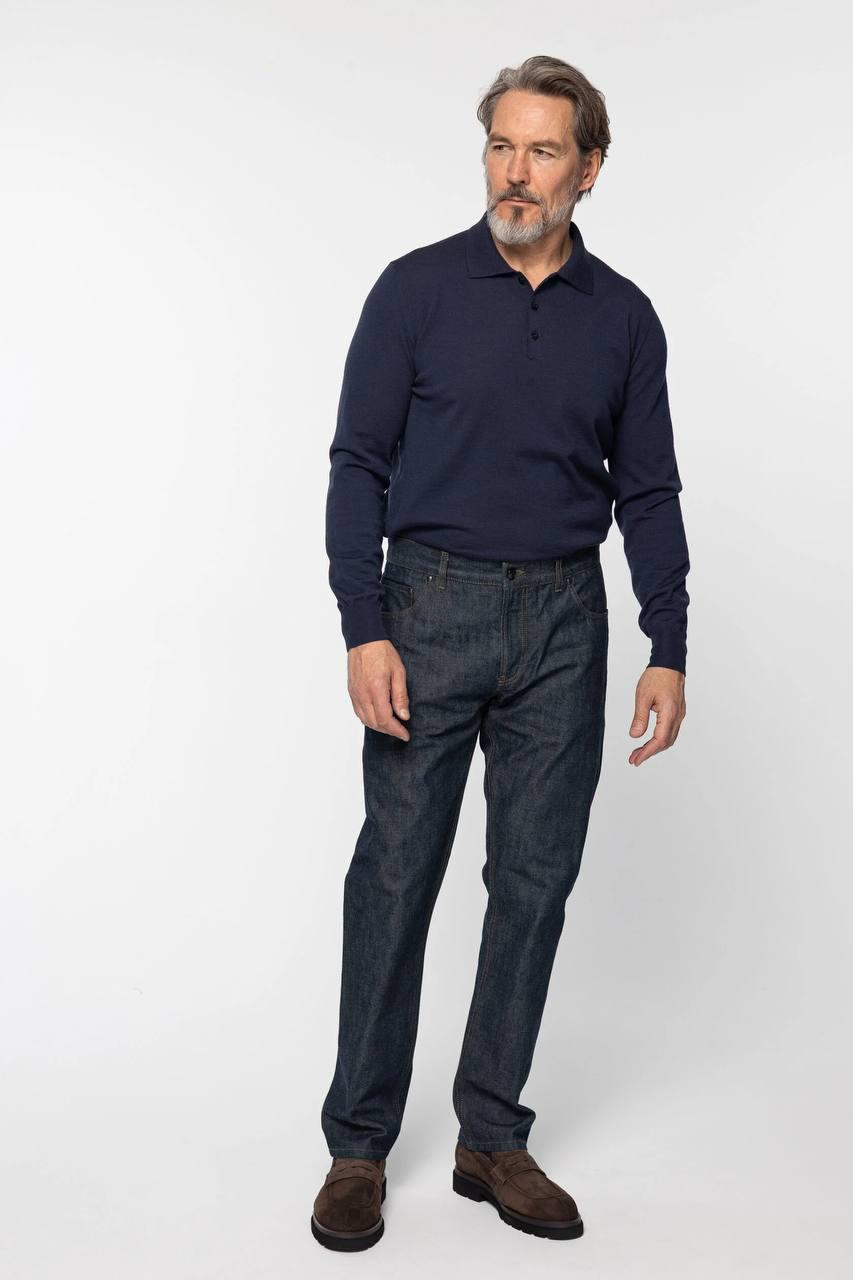 Джинсы Alex Bakh, 44 990 руб. (alexbakh.com)