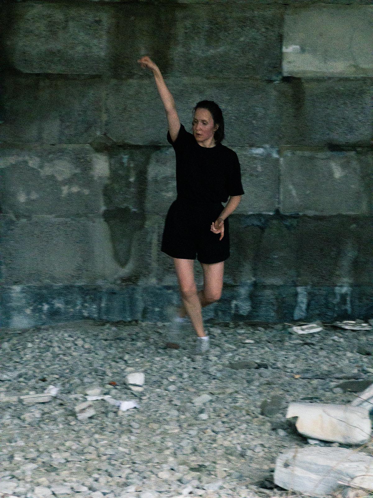 Танцевальный перформанс «Ритуалы перехода» при поддержке ГЭС-2, Геленджик, 2025