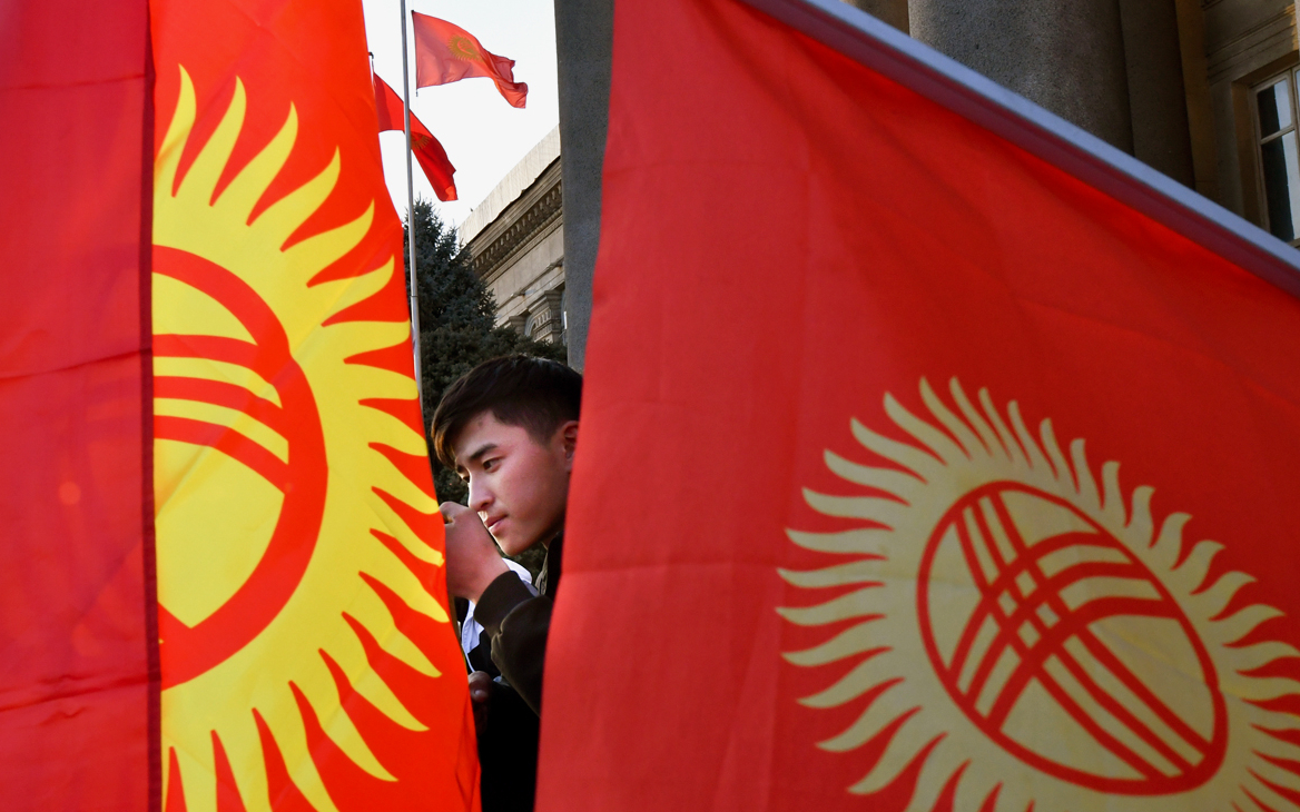 В Киргизии назвали дату досрочных выборов президента