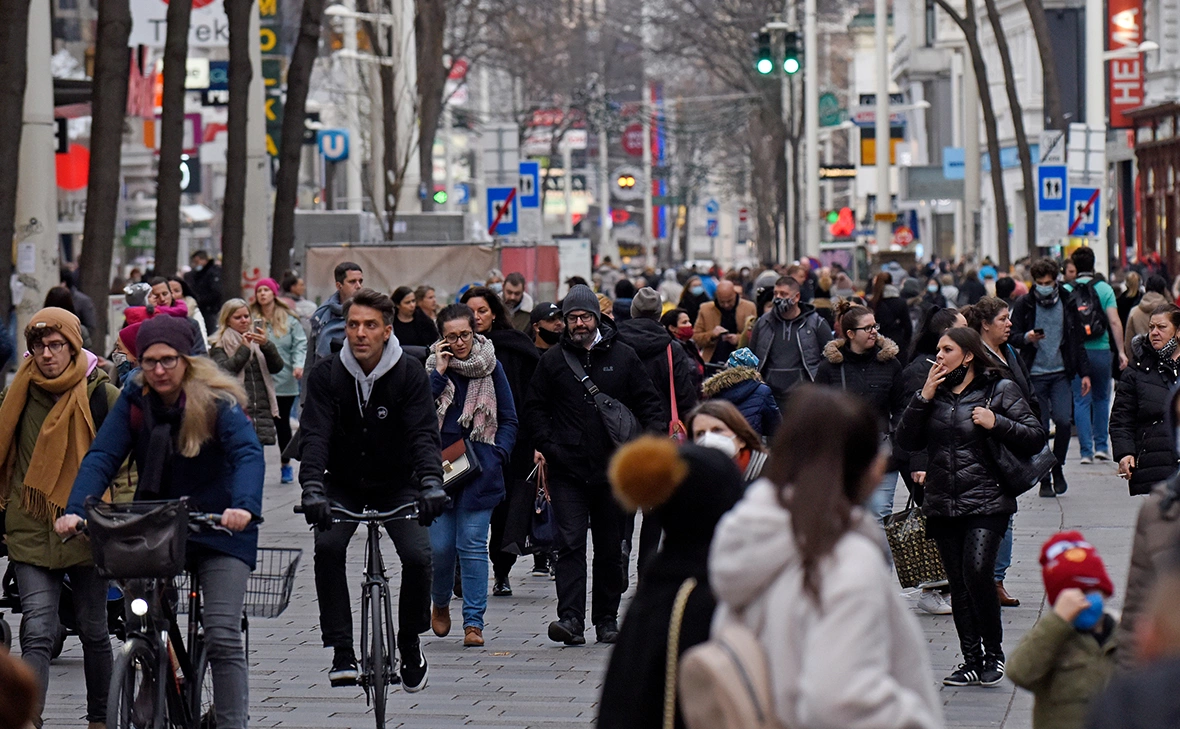 Thomas Kronsteiner / Getty Images
