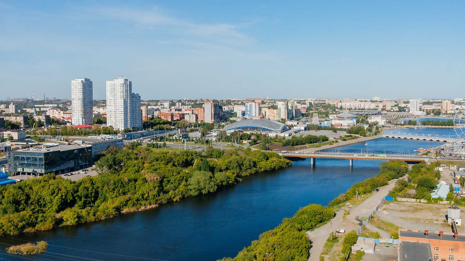 Вид на город Челябинск