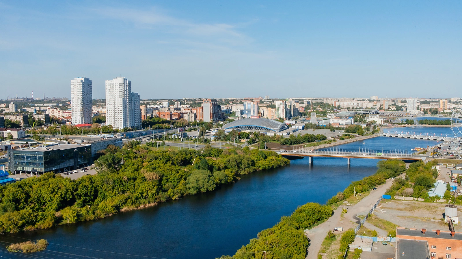 Вид на город Челябинск