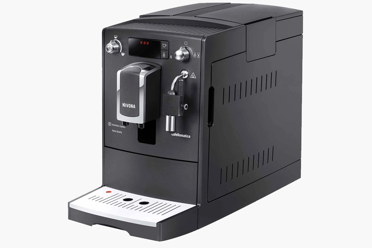 <p>Nivona CafeRomatica NICR 520 &mdash; довольно громоздкое устройство</p>
<br />
&nbsp;