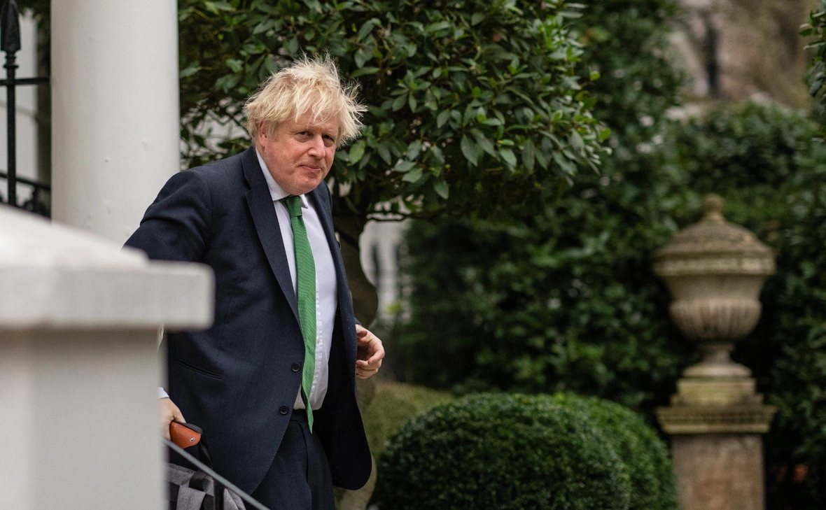 Carl Court / Getty Images