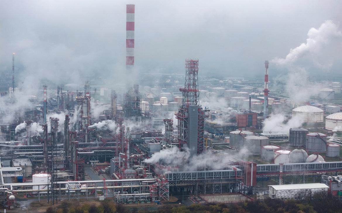 Венгерская MOL начала переговоры о покупке российской доли в NIS