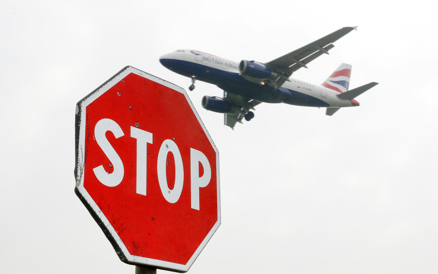 British Airways заявила об остановке рейсов из Лондона в Петербург и Киев