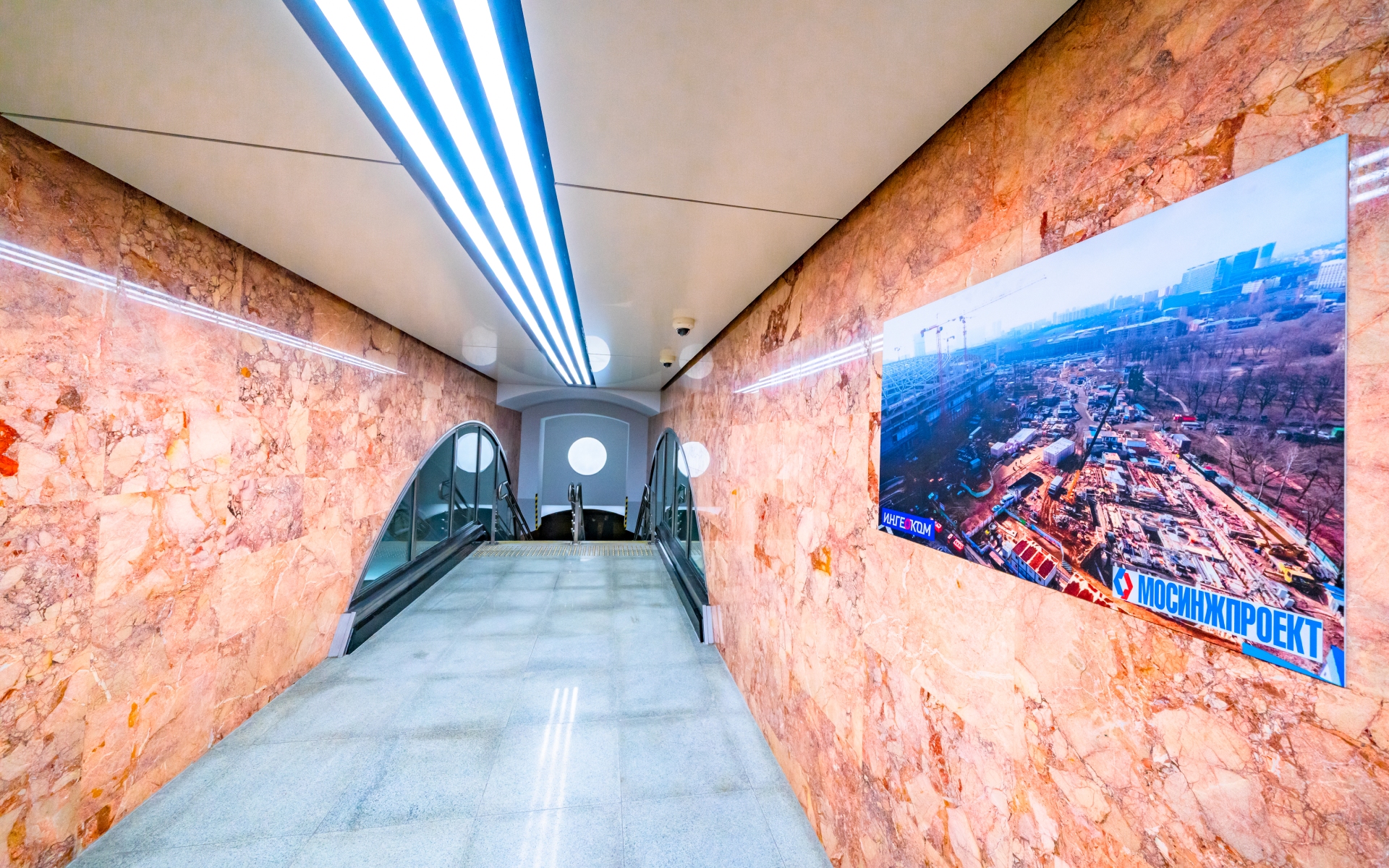 Открыта подземная пересадка между станциями «Петровский парк» и «Динамо»
