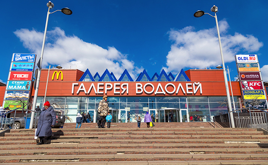 Торговый центр «Галерея Водолей» у станции метро «Домодедовская»