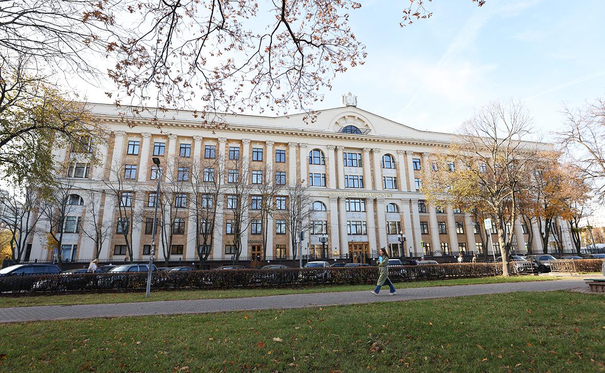 Здание Финансового университета при Правительстве РФ
