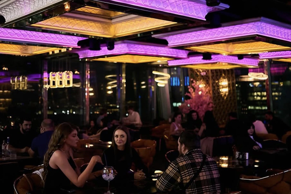 Лаундж-бар Nebo