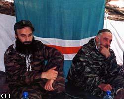 Масхадов и Басаев объявили временное перемирие с Россией