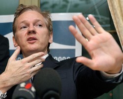 Основателя WikiLeaks обвиняют в сокрытии доходов