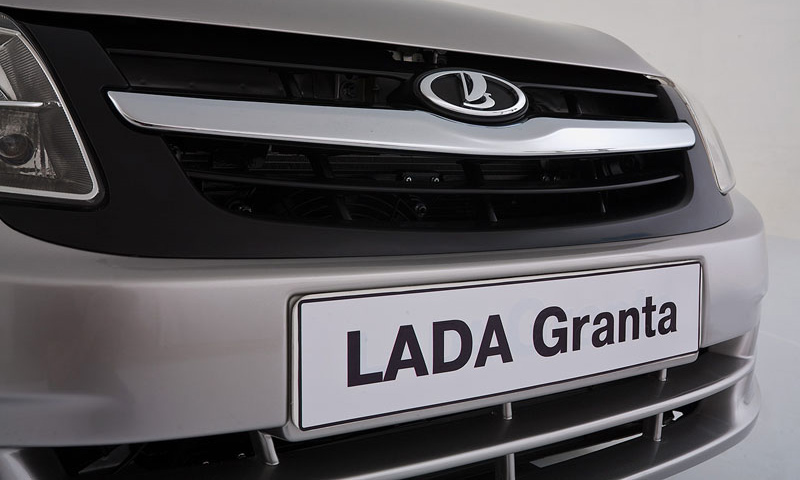 Lada Granta придется ждать по три месяца