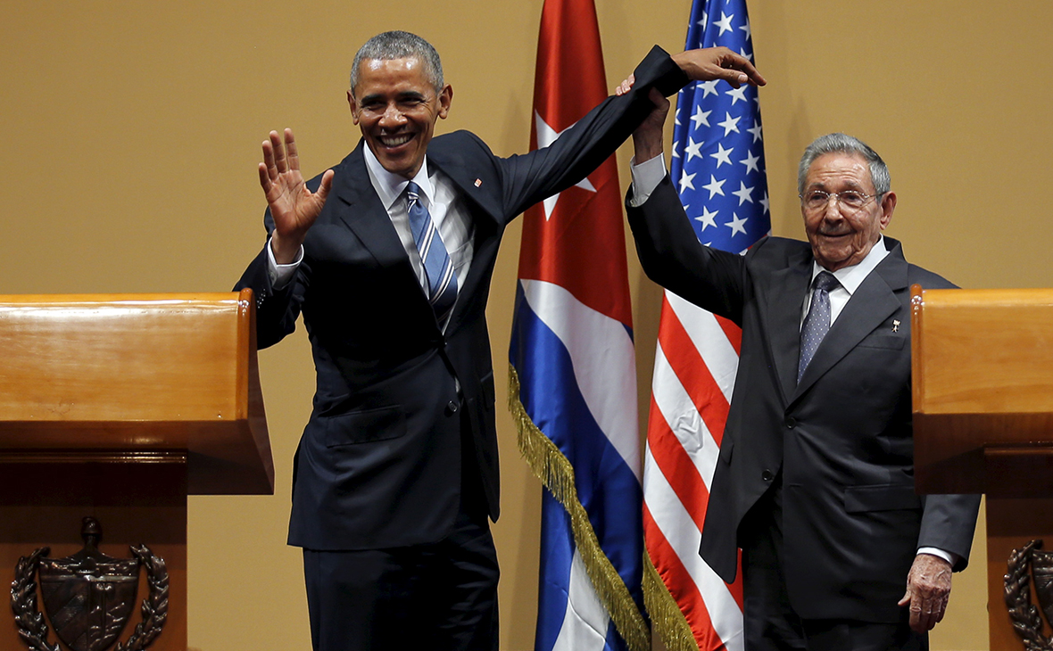 Барак Обама и Рауль Кастро


