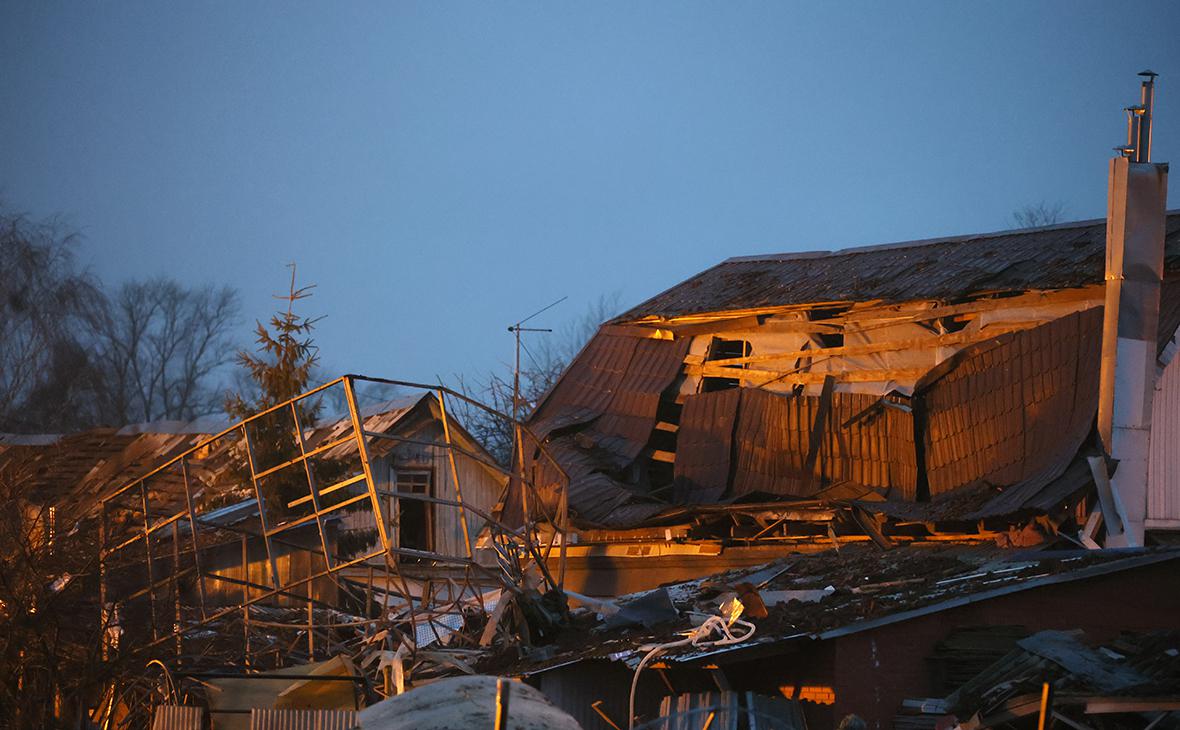 Жилые дома, разрушенные в результате взрыва беспилотника, в Киреевске