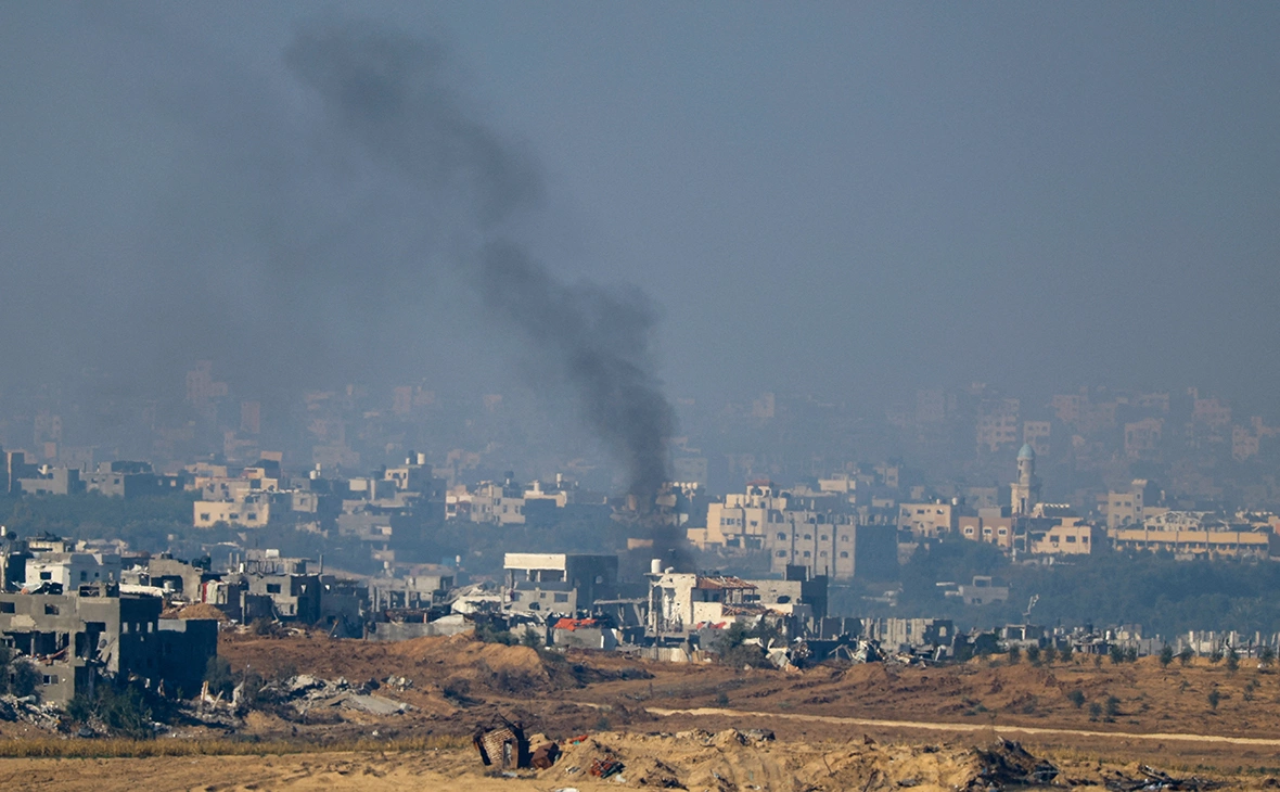 Alexander Ermochenko / Reuters