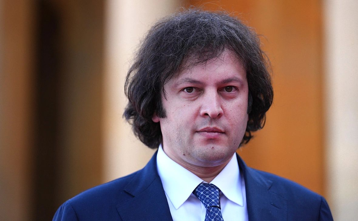 Carl Court / Getty Images