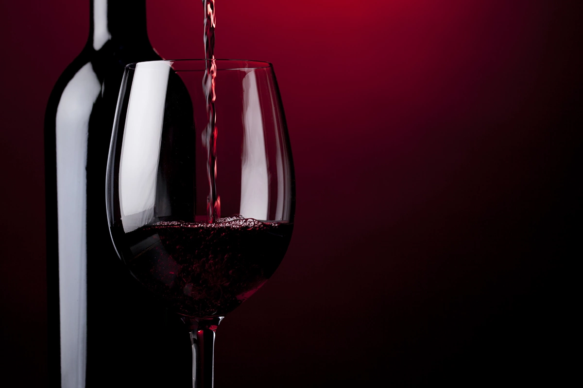 Мастер-класс основателя семейной винодельни Константина Дзитоева «Заглянуть в погреб мастера: выдержанные игристые и тихие вина Дзитоева, которых вы не найдете в продаже» пройдет на площадке винного салона РБК и Артура Саркисяна 22 февраля в 12:30