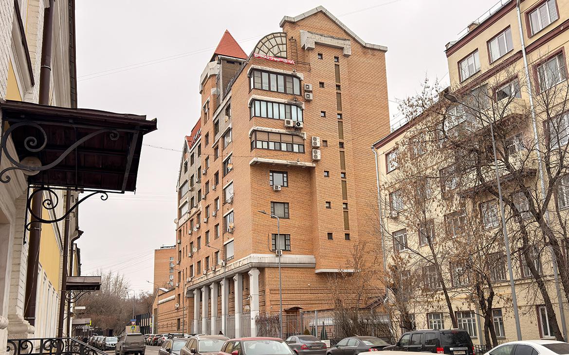 Агентство недвижимости вернуло Долиной часть суммы за продажу квартиры