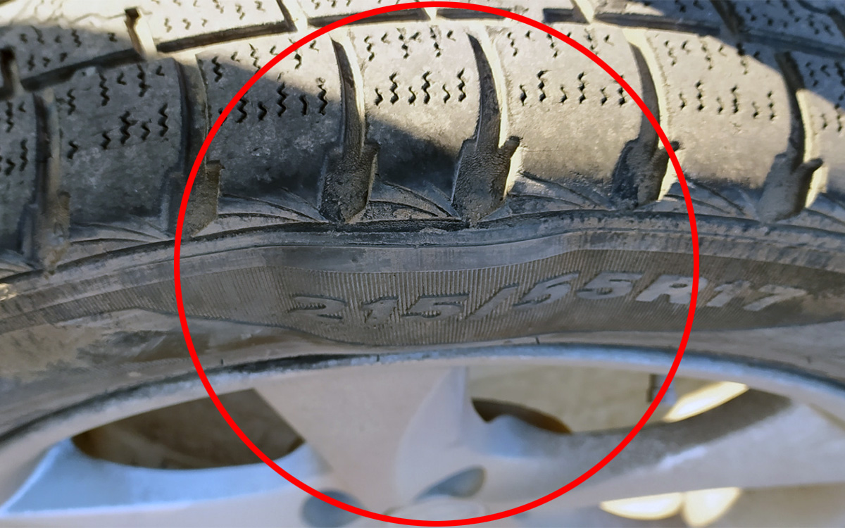 Колесная грыжа &mdash; это вздутие на шине, которое возникает из-за повреждения внутреннего каркаса (корда)