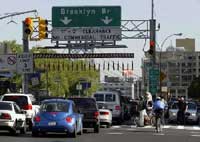 М.Блумберг: Планируемая забастовка работников транспорта Нью-Йорка может нанести ущерб от 100 до 350 млн долл