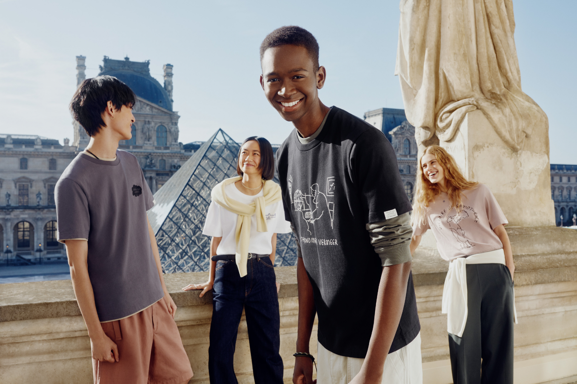 Футболки из коллекции Uniqlo The Louvre X Yu Nagaba