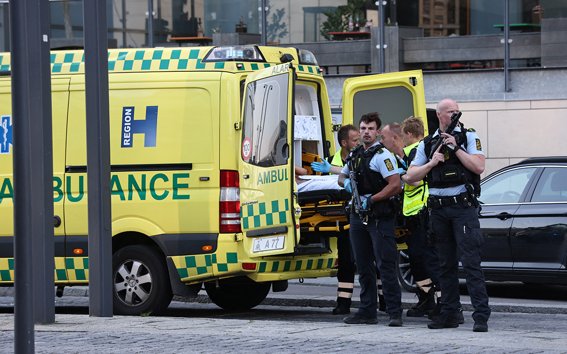 В Копенгагене несколько человек пострадали при стрельбе в торговом центре