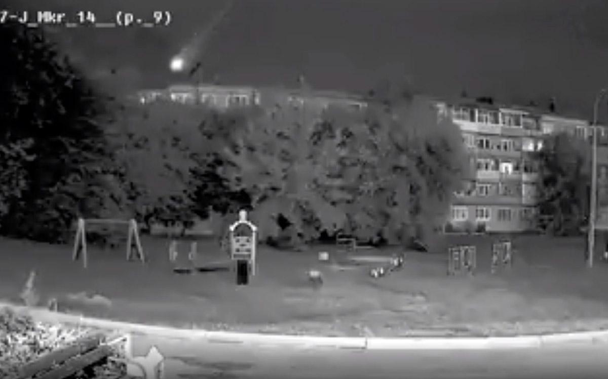 Снятый домофоном в Ангарске метеор оказался настоящим болидом. Видео