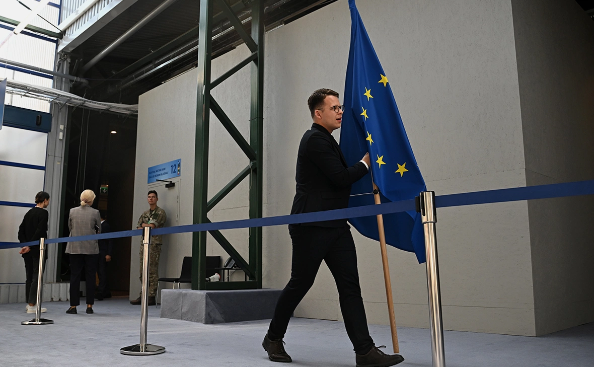 Paul Ellis / Getty Images