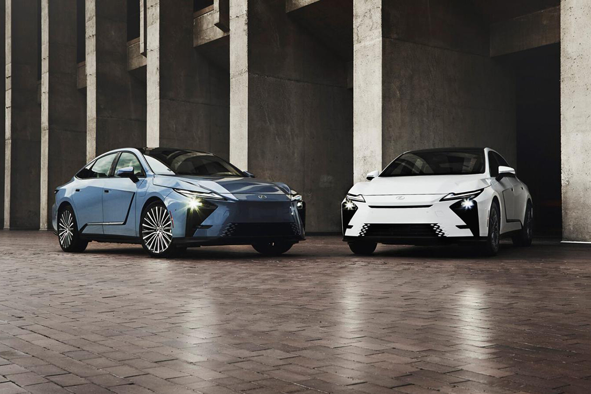 Lexus ES