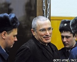 Суд продолжит оглашать приговор М.Ходорковскому и П.Лебедеву