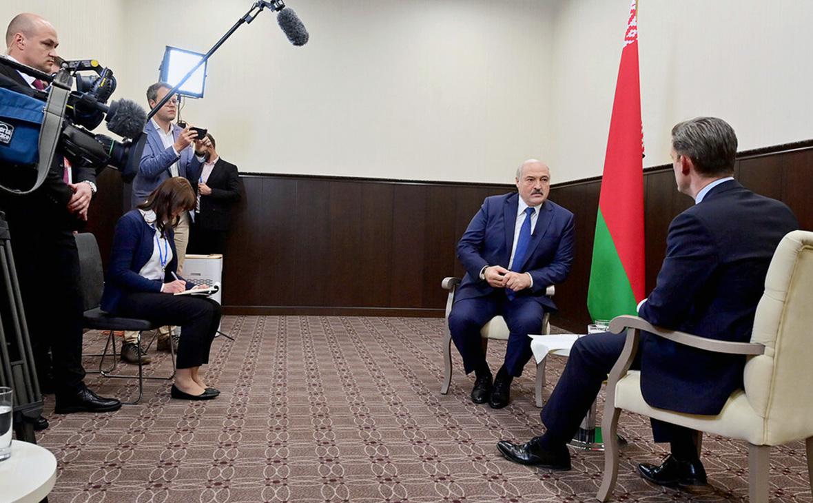 Лукашенко призвал добиться мира на Украине, а не искать виновных"/>













