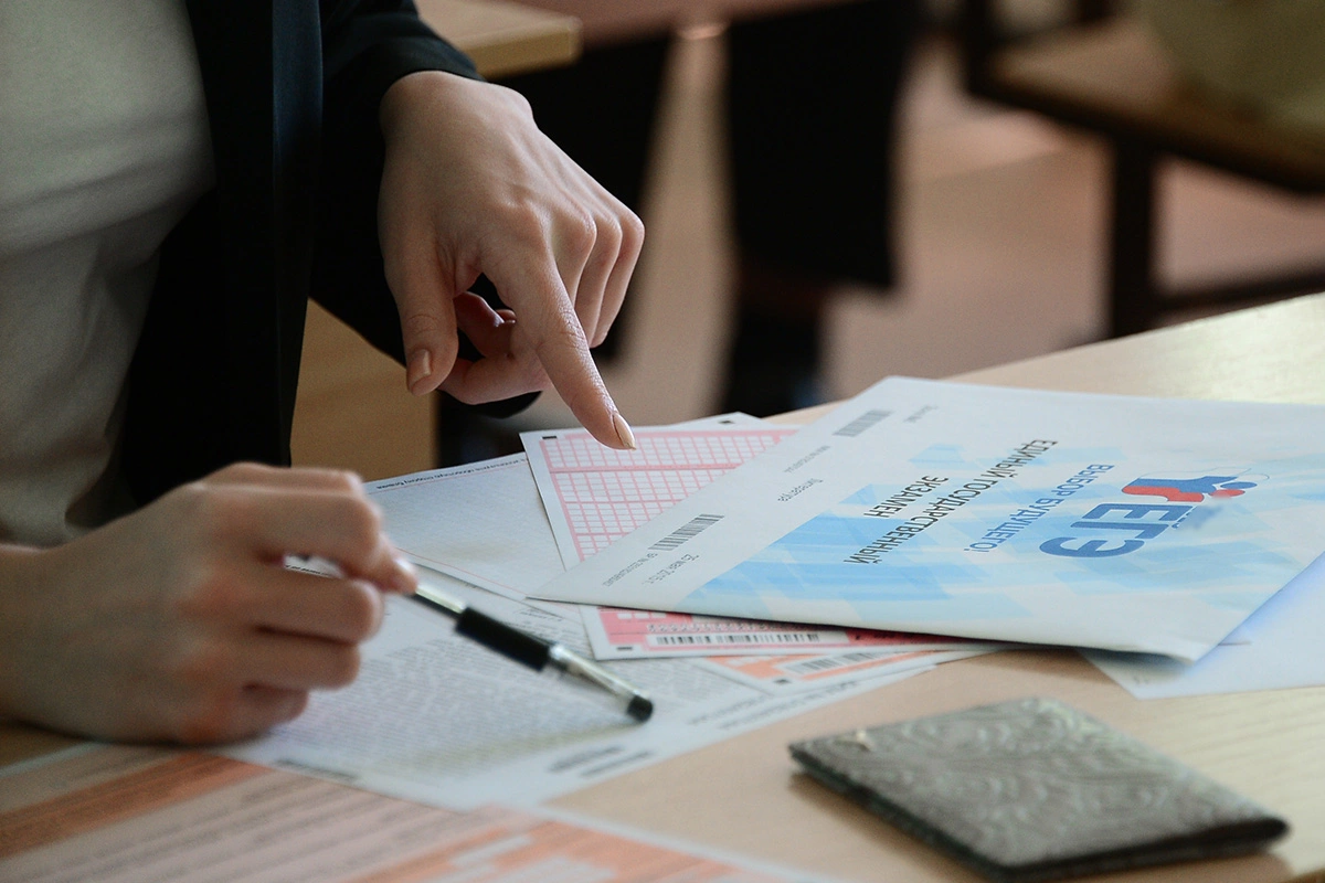 Кроме основных предметов ученик может выбрать неограниченное количество дополнительных экзаменов