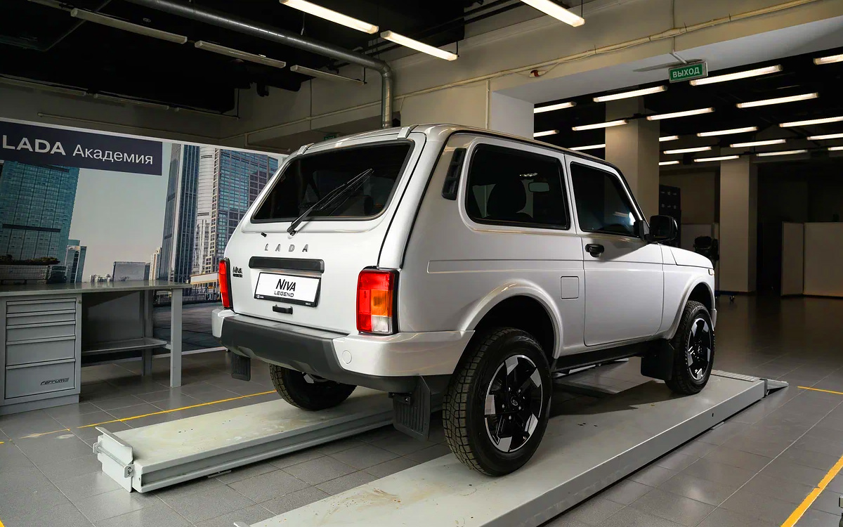 Lada Niva Legend