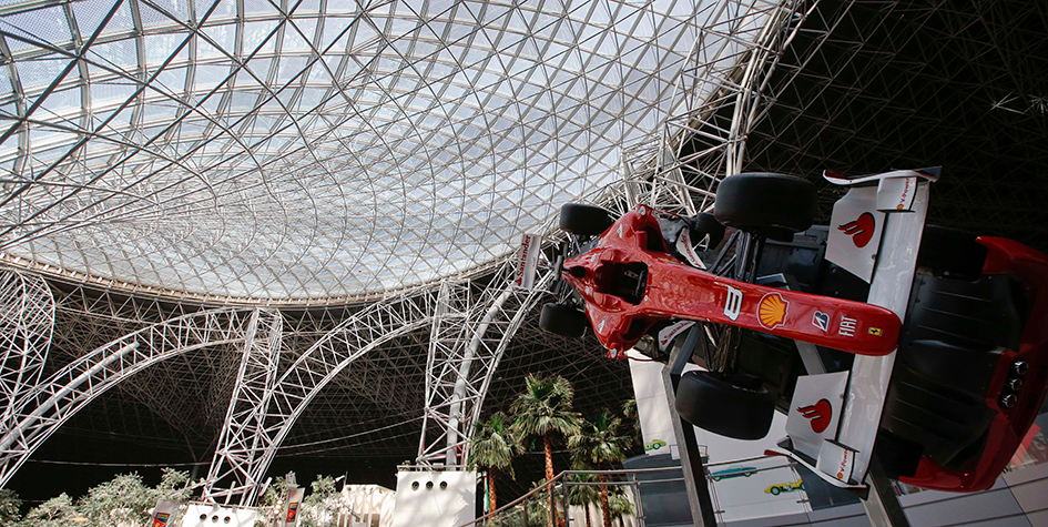 В Москве построят парк Ferrari World по аналогии с проектом в Абу-Даби ::  Формула-1 :: РБК Спорт
