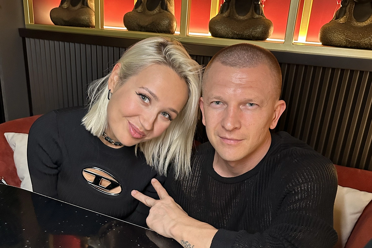 Клава Кока и Павел Курьянов (Пашу)