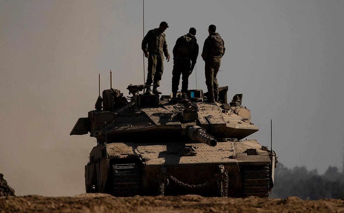 Amir Levy / Getty Images