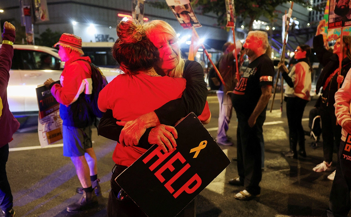 Ronen Zvulun / Reuters