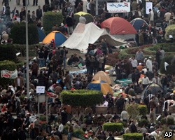 Сотни тысяч египтян вышли делать мирную революцию