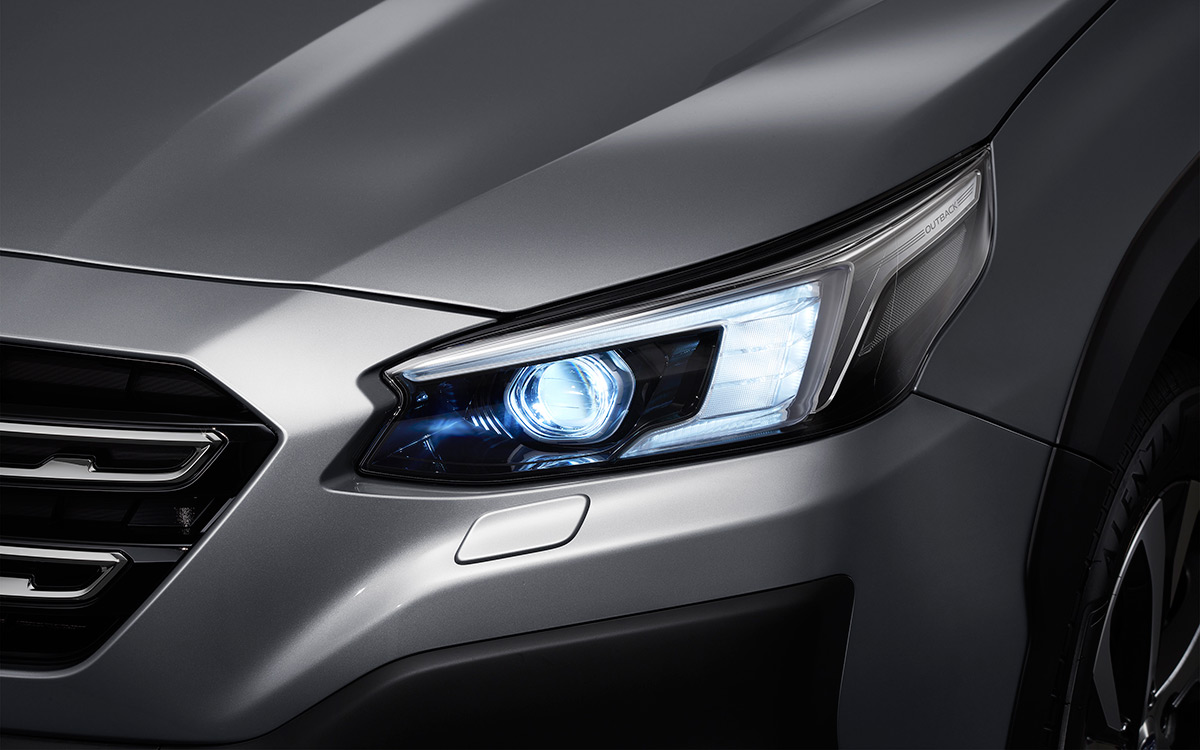 Subaru назвала российские цены на Outback нового поколения