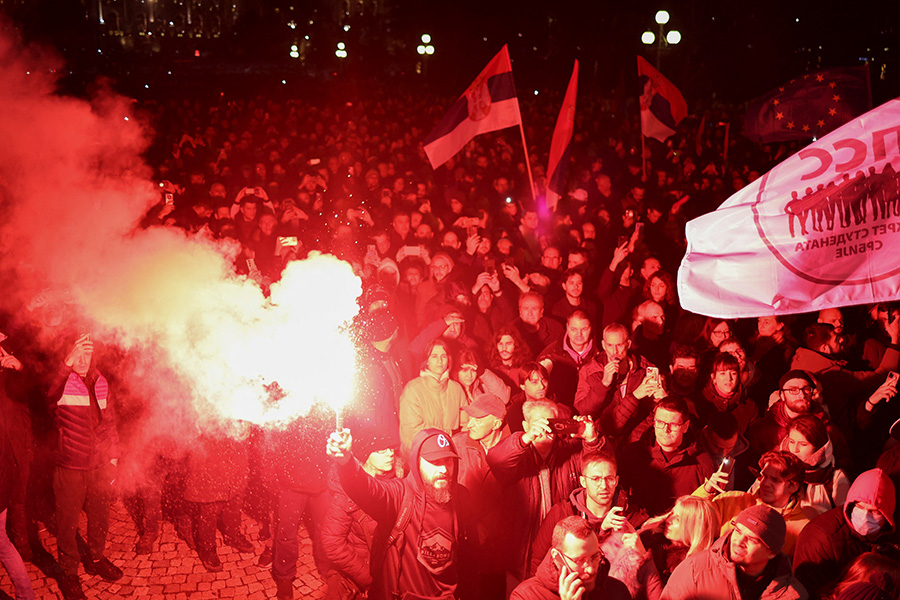 В Сербии после победы на парламентских выборах коалиции &laquo;Александр Вучич&nbsp;&mdash; Сербия не должна останавливаться&raquo; начались протесты