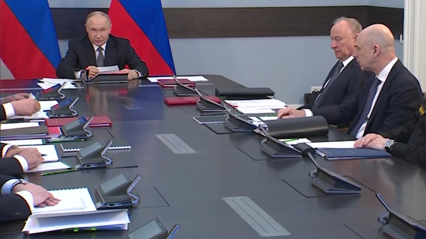 Путин призвал включить беспилотники в единый разведывательный комплекс