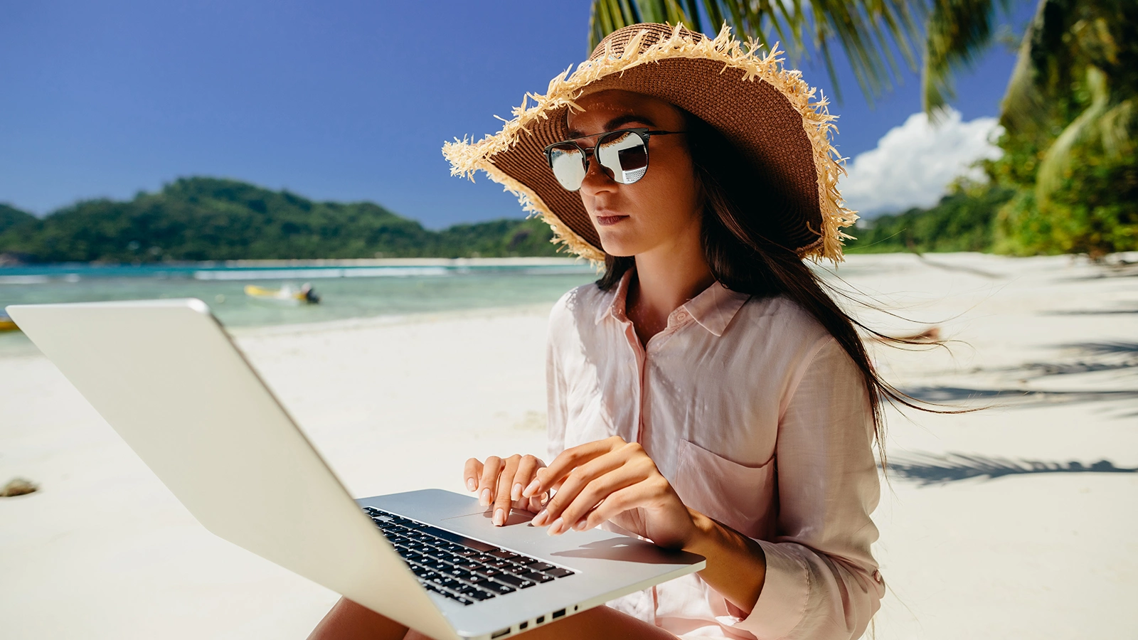 В Госдуме предложили не включать выходные в число отпускных дней