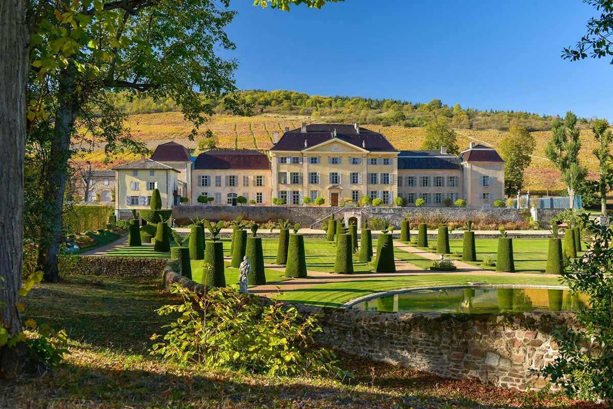 Château de La Chaize из Божоле впервые выпустили белое вино