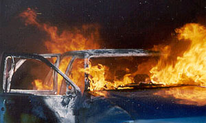 На Тверской столкнулись и загорелись две машины