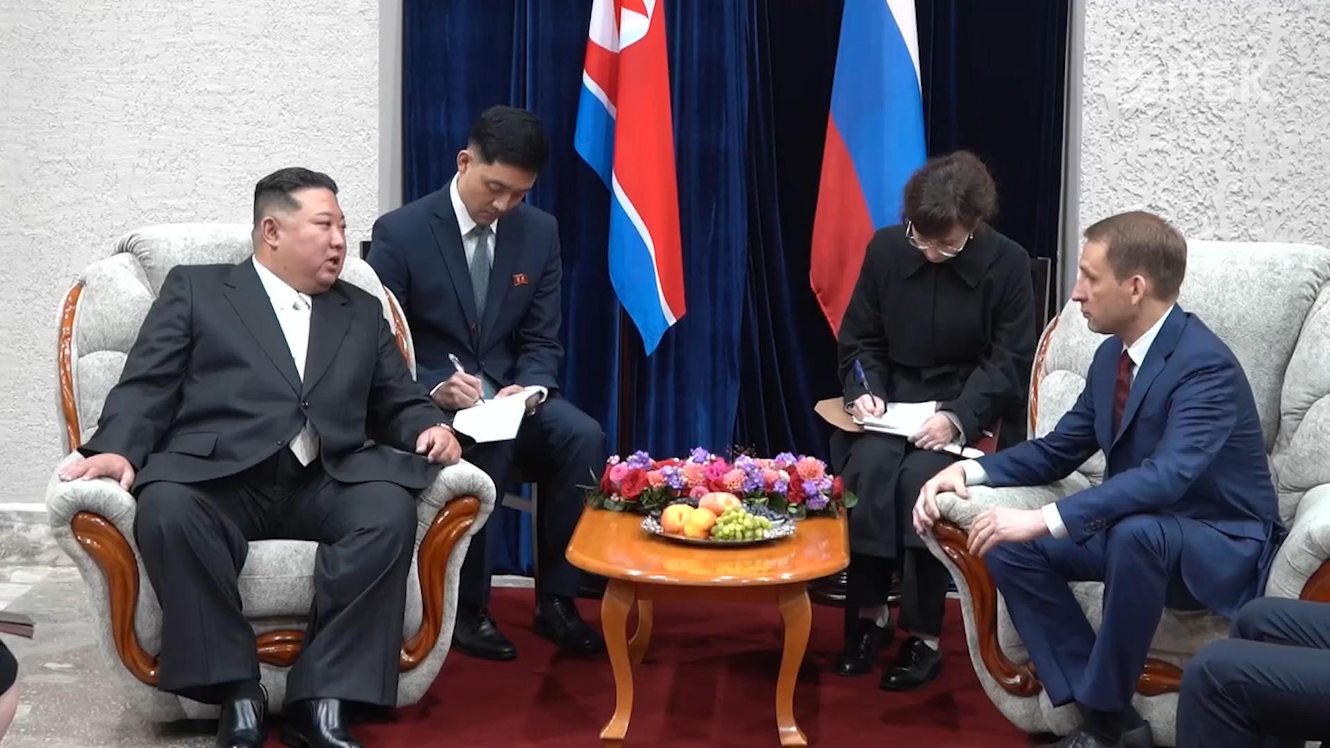 Появилось видео приезда Ким Чен Ына в Россию
