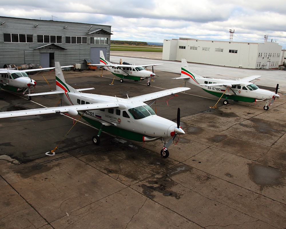 Ульяновск аэропорт казань. Пенза Казань самолет. Аэродром Торбеево Cessna. Малая Авиация Казань Пенза.